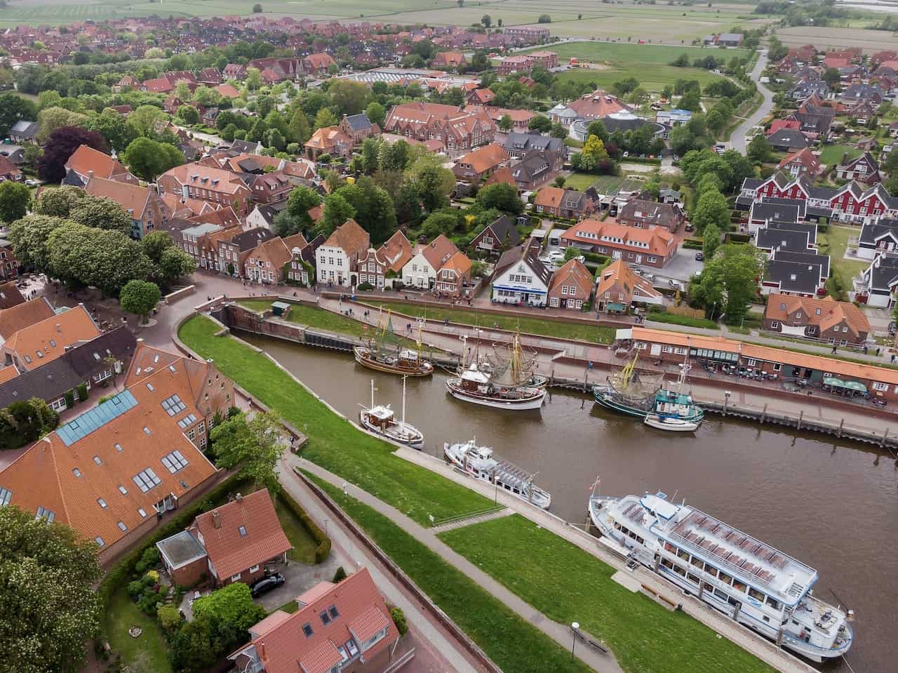 Fischerdorf Greetsiel in der Krummhörn Fischerdorf Greetsiel in der Krummhörn